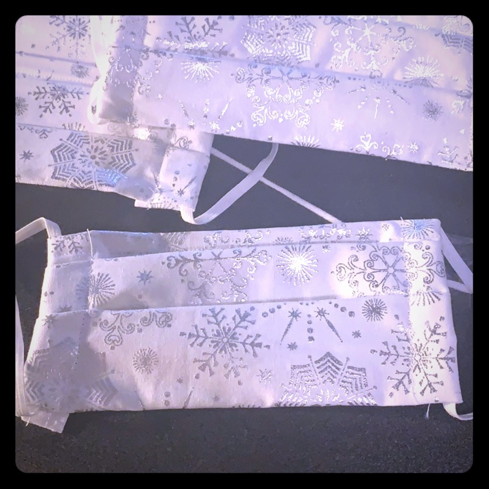 Bundle price 3/$10 Face Mask - w/metal nos…